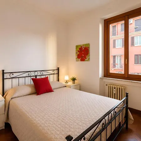 Benedetto Marcello Apartment Milan